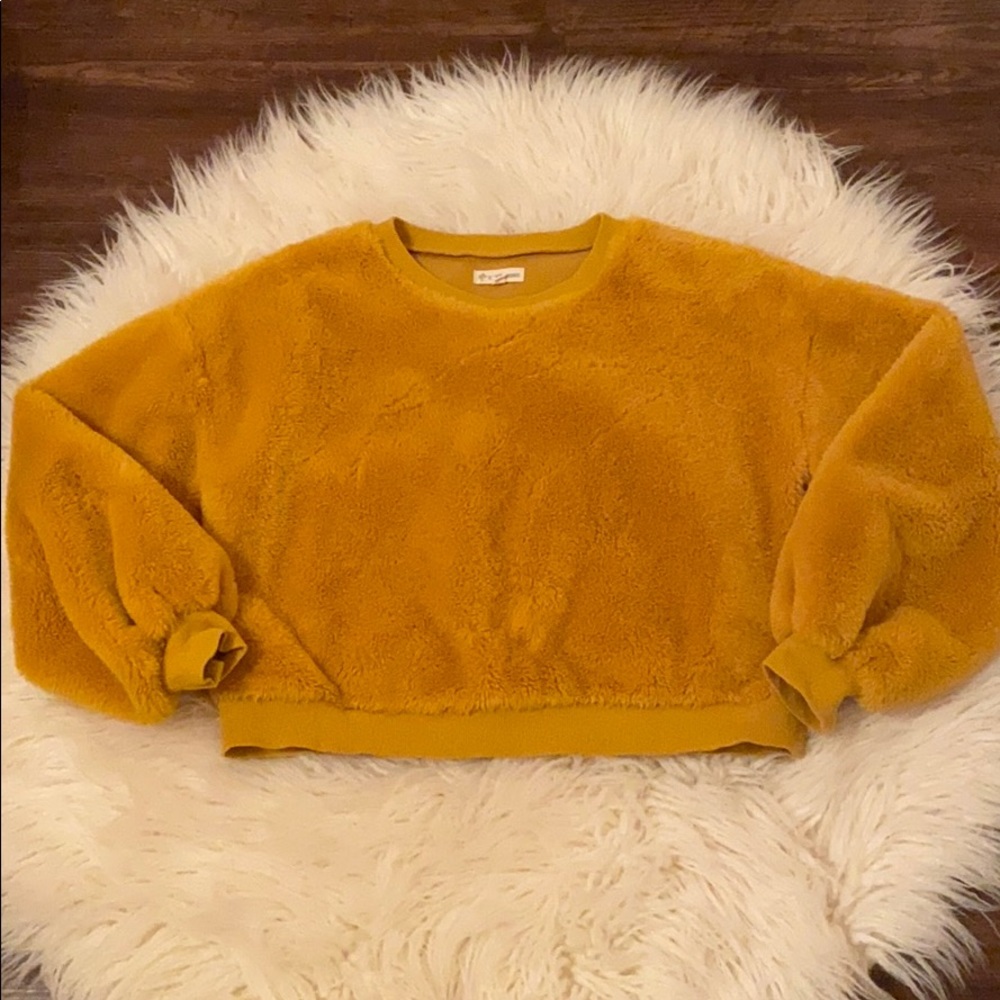 Tucker + Tate Fluffy Cropped Kids Sweater – Mustard | Size S 💛✨